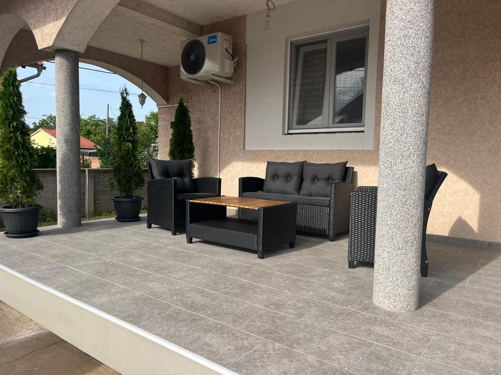 Beoair Apartments Surčin Zewnętrze zdjęcie