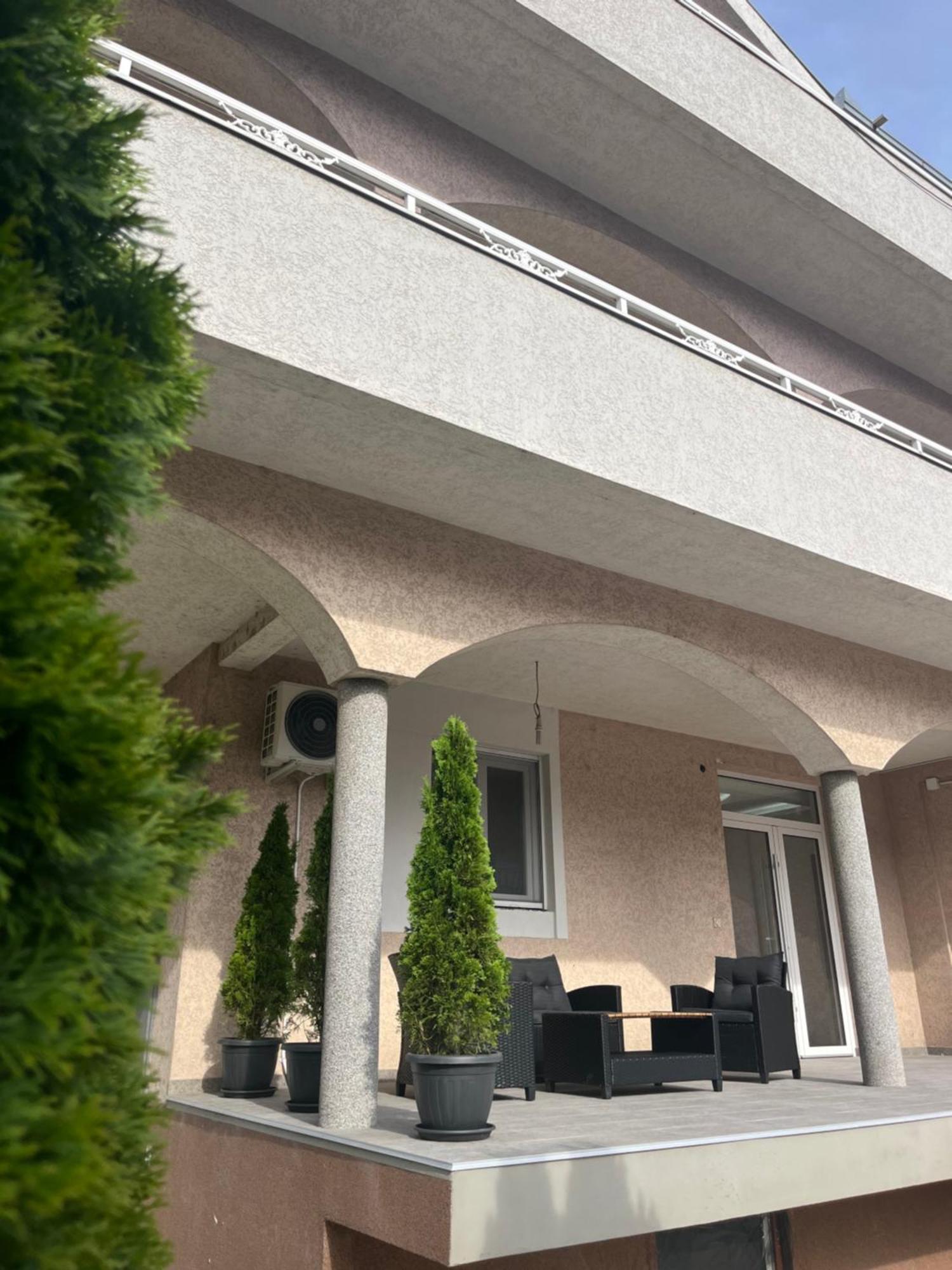 Beoair Apartments Surčin Zewnętrze zdjęcie