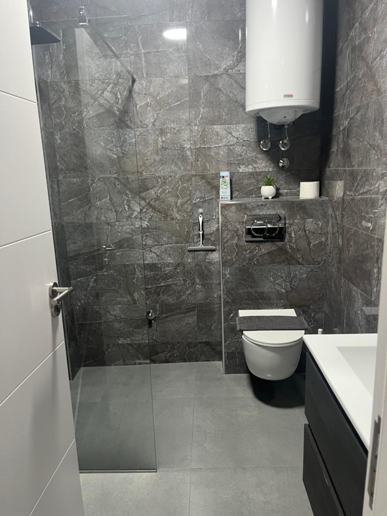 Beoair Apartments Surčin Zewnętrze zdjęcie