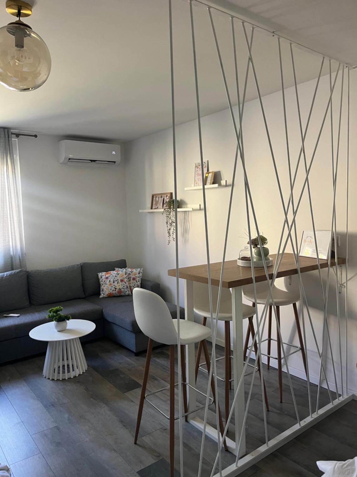 Beoair Apartments Surčin Zewnętrze zdjęcie